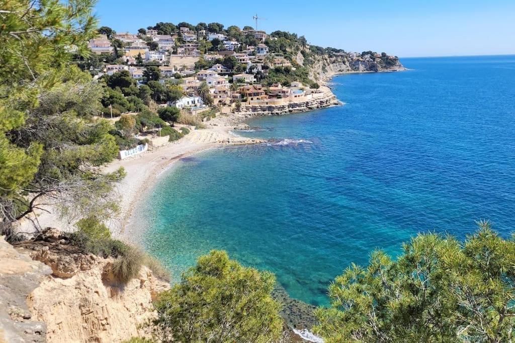 Casa Caledonia - Appartement Dans Villa Avec Jardin Arbore Et Piscine A 500 M De La Mer بينيسا المظهر الخارجي الصورة