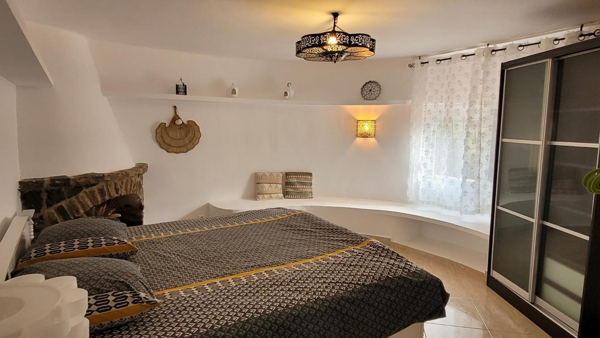 Casa Caledonia - Appartement Dans Villa Avec Jardin Arbore Et Piscine A 500 M De La Mer بينيسا المظهر الخارجي الصورة