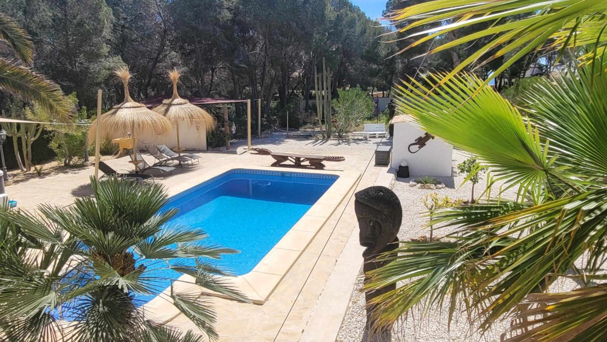 Casa Caledonia - Appartement Dans Villa Avec Jardin Arbore Et Piscine A 500 M De La Mer بينيسا المظهر الخارجي الصورة