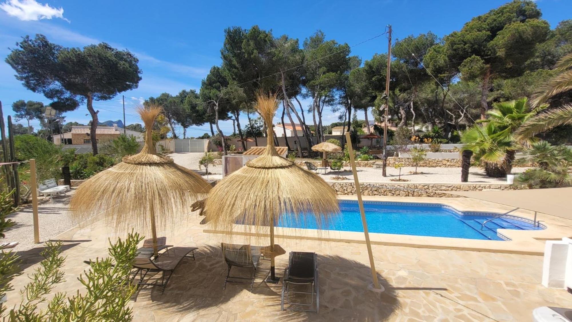 Casa Caledonia - Appartement Dans Villa Avec Jardin Arbore Et Piscine A 500 M De La Mer بينيسا المظهر الخارجي الصورة